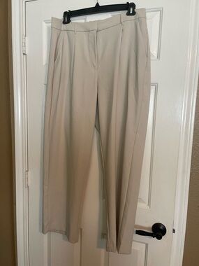 Old Navy Beige Taylor Wide-Leg Dress Pants